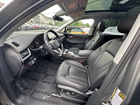 Used 2018 Audi Q7 3.0T Prestige w/ Prestige Package AWD/4WD image 4