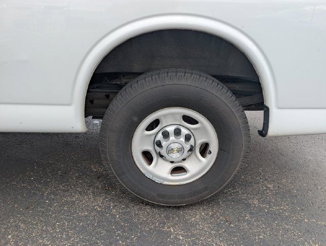 Used 2020 Chevrolet Express 2500 w/ Safety Package RWD image 18