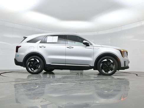 Used 2025 Kia Sorento SX Prestige AWD/4WD image 50