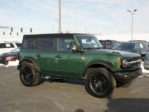 Used 2023 Ford Bronco Wildtrak image 8