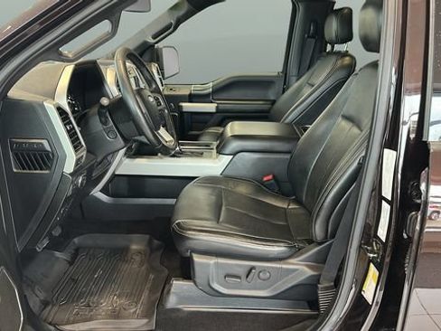 Used 2019 Ford F150 Lariat w/ Equipment Group 502A Luxury AWD/4WD image 8