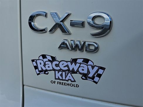 Used 2022 MAZDA CX-9 Touring image 32
