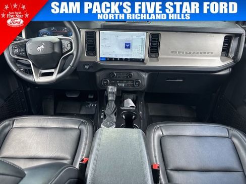 Used 2025 Ford Bronco Outer Banks AWD/4WD image 12