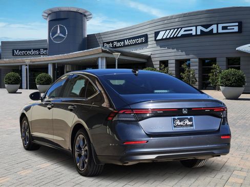 Used 2024 Honda Accord EX image 4