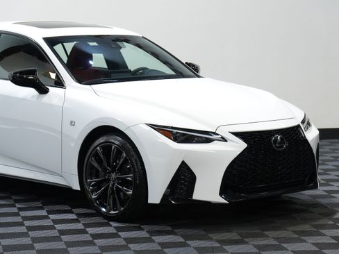 Used 2025 Lexus IS 350 F Sport image 9