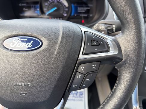 Used 2022 Ford Edge Titanium w/ Class II Trailer Tow Package AWD/4WD image 30