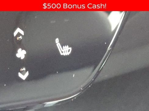 New 2026 Nissan Kicks SR w/ Cold Weather Package image 10