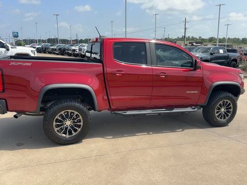 Used 2020 Chevrolet Colorado ZR2 AWD/4WD image 9