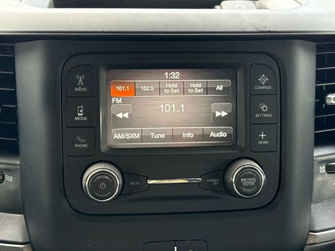 Used 2024 RAM 3500 Tradesman w/ Chrome Appearance Group AWD/4WD image 26