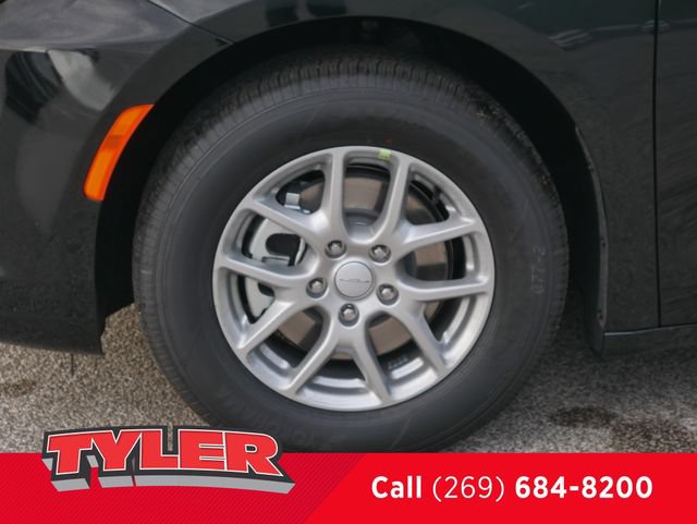 New 2027 Chrysler Pacifica Select FWD image 47