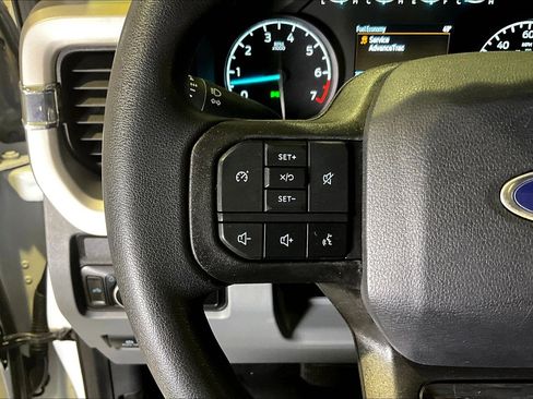 Used 2023 Ford F250 XLT w/ FX4 Off-Road Package image 12