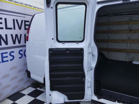 Used 2023 Chevrolet Express 2500 w/ Driver Convenience Package image 21