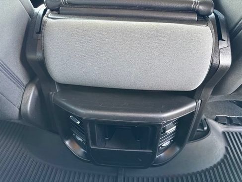 Used 2020 RAM 1500 Big Horn AWD/4WD image 24