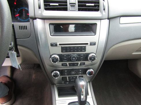 Used 2012 Ford Fusion SE image 14