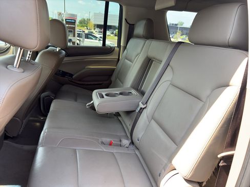 Used 2019 GMC Yukon XL SLT w/ Open Road Package RWD image 20