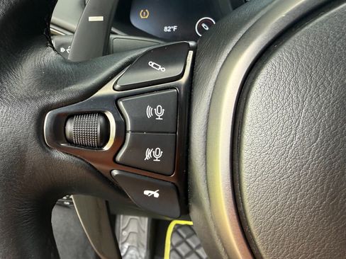 Used 2019 Aston Martin V8 Vantage Coupe RWD image 24