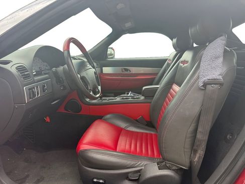Used 2002 Ford Thunderbird RWD image 9
