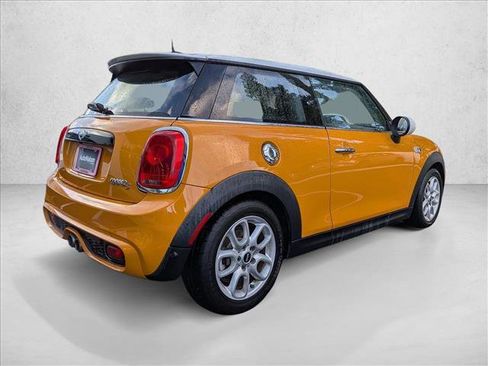 Used 2015 MINI Cooper S image 5