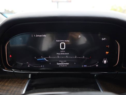 Used 2023 Jeep Grand Wagoneer 4WD image 9