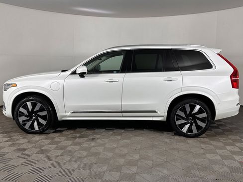 Used 2024 Volvo XC90 T8 Plus w/ Protection Package Premier image 21