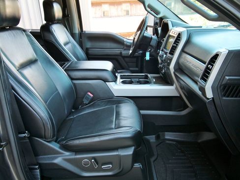 Used 2019 Ford F250 Lariat AWD/4WD image 37