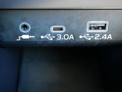 Certified 2024 Subaru Outback Premium image 28