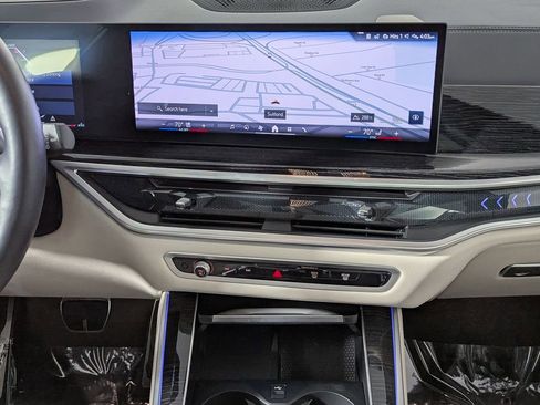 Certified 2024 BMW X5 xDrive40i w/ M Sport Package image 41