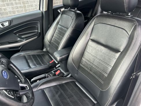 Used 2019 Ford EcoSport Titanium AWD/4WD image 12