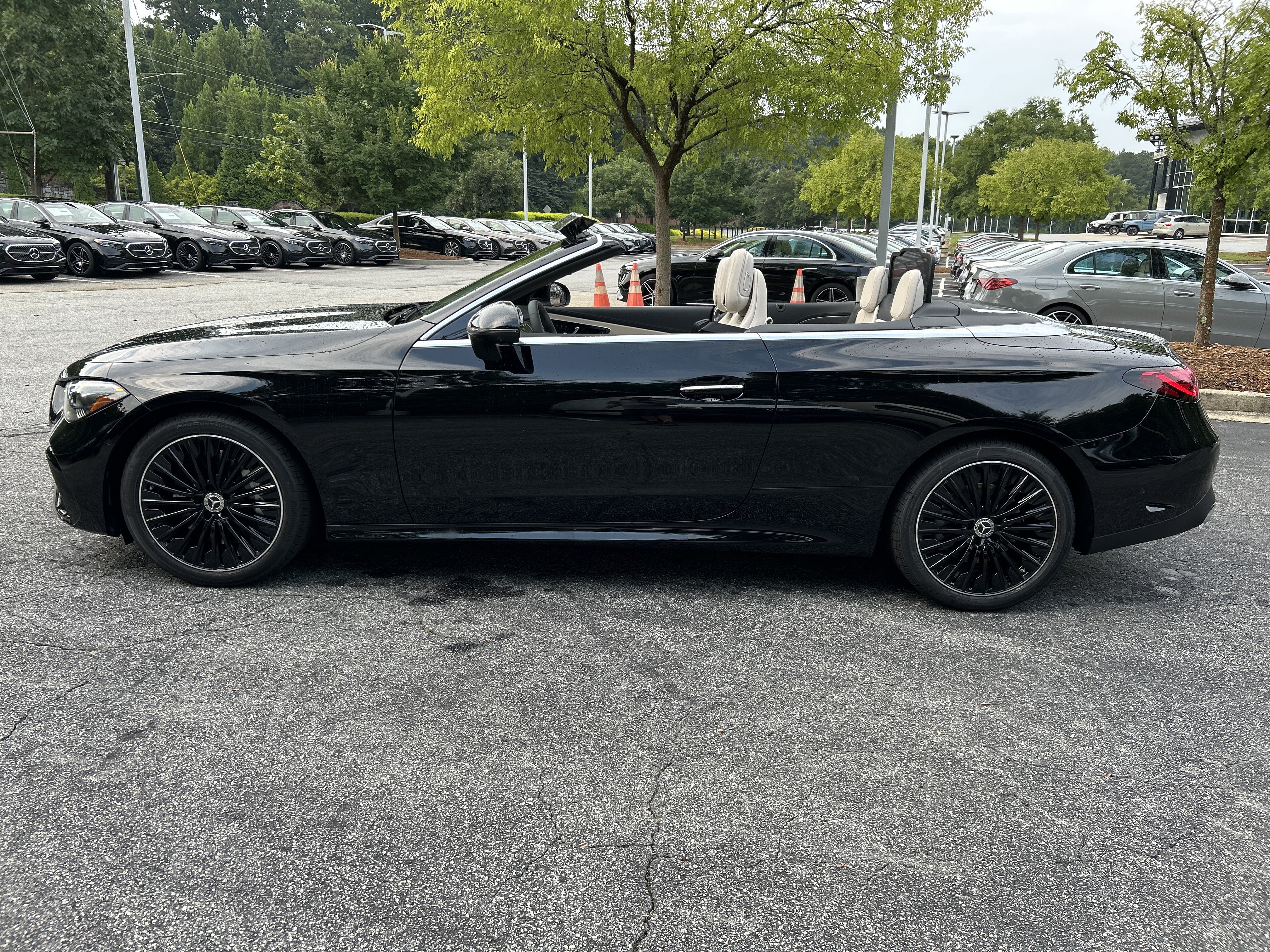 New 2027 Mercedes-Benz CLE 450 4MATIC Cabriolet image 23