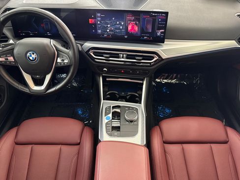 Certified 2023 BMW i4 eDrive40 w/ Premium Package RWD image 15