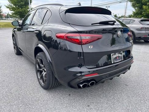 Used 2022 Alfa Romeo Stelvio Quadrifoglio w/ Active Assist Plus Package AWD/4WD image 4
