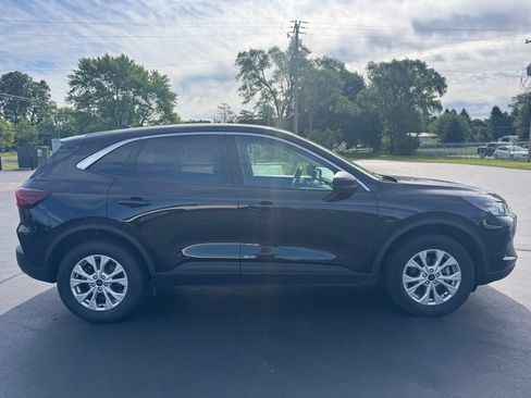 Used 2024 Ford Escape Active AWD/4WD image 4