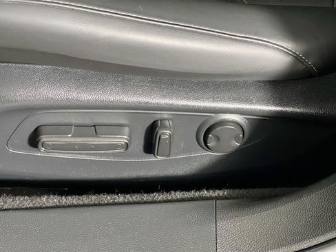 Used 2025 Honda Accord Sport image 16