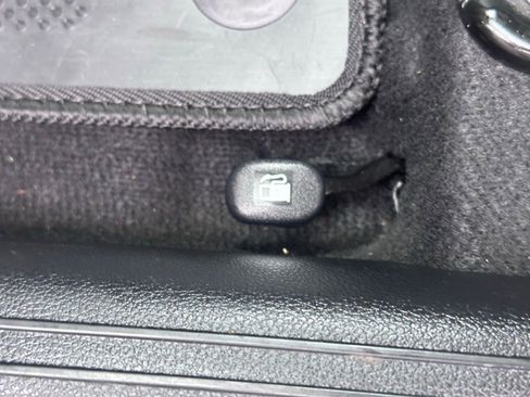 Used 2025 Kia Soul LX image 24