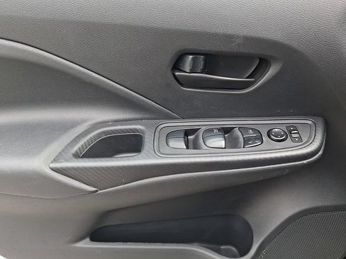 Used 2021 Nissan Versa S FWD image 13