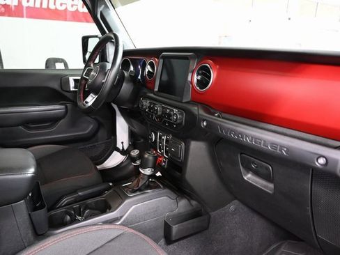 Used 2023 Jeep Wrangler Unlimited Rubicon w/ Cold Weather Group image 14