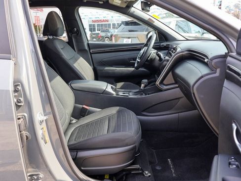 Used 2023 Hyundai Santa Cruz SEL Premium image 8