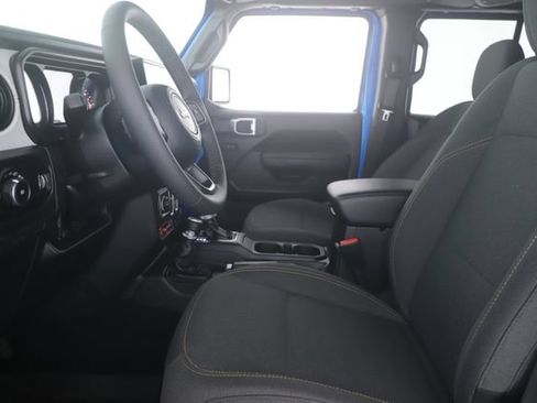 Used 2026 Jeep Wrangler Unlimited Sport AWD/4WD image 16