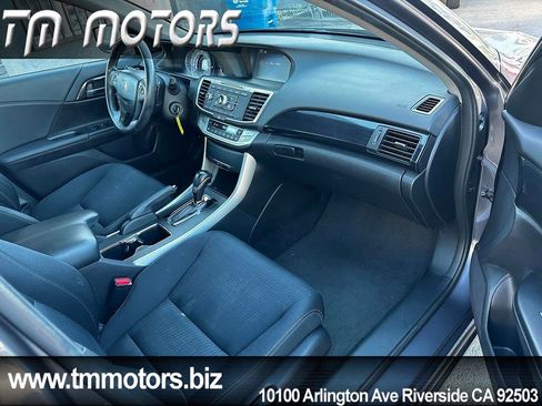 Used 2015 Honda Accord Sport image 11