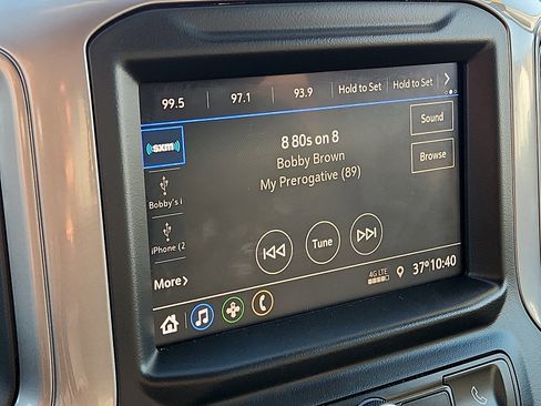 Used 2020 Chevrolet Silverado 1500 Custom w/ Custom Value Package image 16