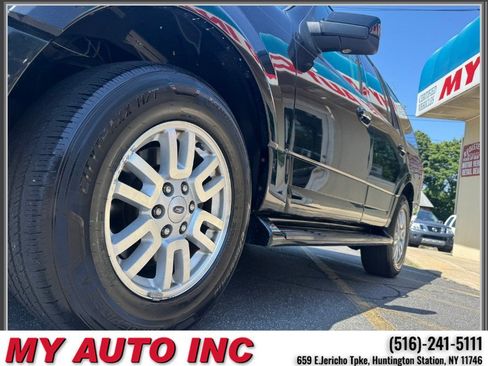 Used 2012 Ford Expedition Limited AWD/4WD image 9