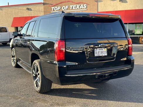 Used 2018 Chevrolet Suburban LT image 22
