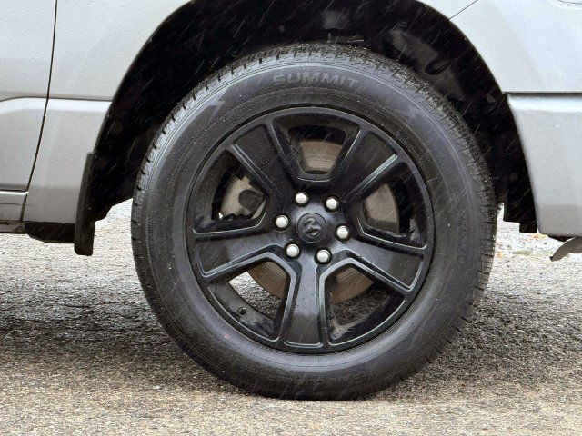 Used 2020 RAM 1500 Big Horn AWD/4WD image 9