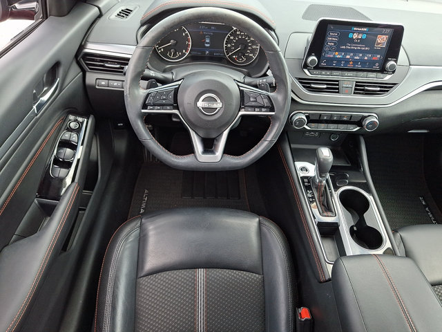 Used 2023 Nissan Altima 2.5 SR FWD image 12