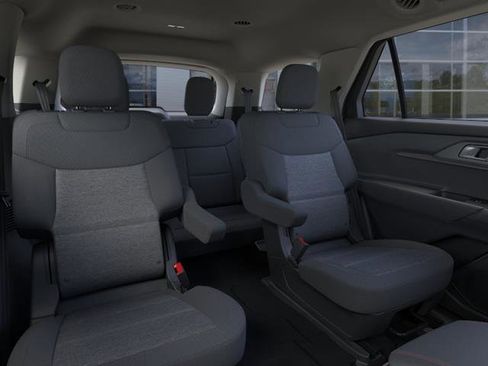 New 2026 Ford Explorer Active AWD/4WD image 13