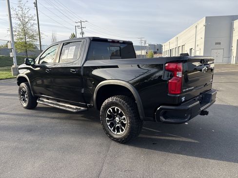 Used 2025 Chevrolet Silverado 1500 ZR2 w/ Technology Package AWD/4WD image 7