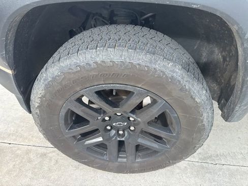 Used 2024 Chevrolet Colorado Trail Boss w/ Advanced Trailering Package image 11