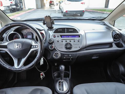 Used 2013 Honda Fit image 14