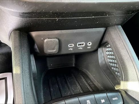 Used 2023 Chevrolet TrailBlazer LS AWD/4WD image 33