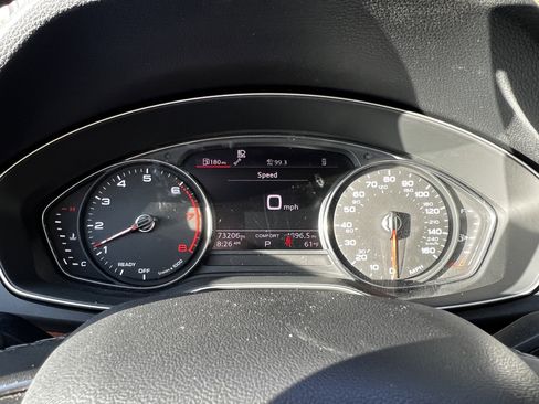 Used 2021 Audi Q5 Premium w/ Convenience Package image 22